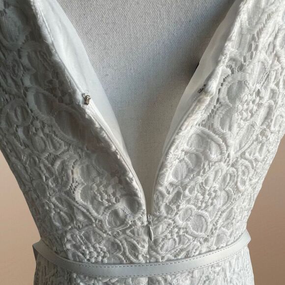 JONES OF NEW YORK white, knee length, lace dress - Picture 7 of 10